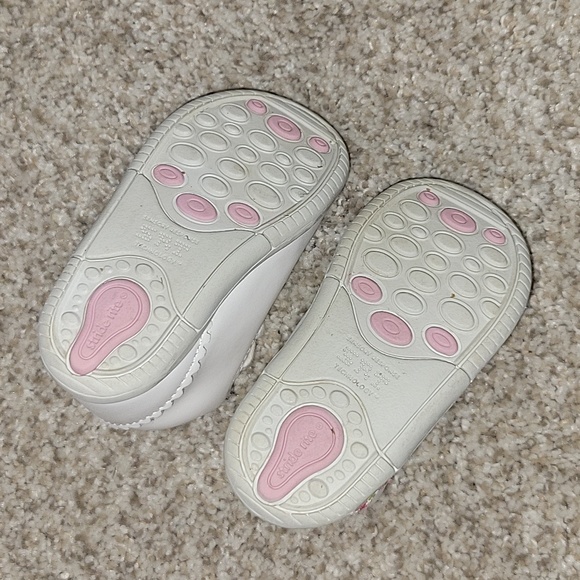 Stride Rite SRT Emilia - Size US 4XW - UK 3 - White - Picture 3 of 5